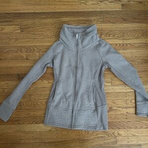 Women's heather lavender/gray scuba sweatshirt